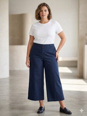 Boden Navy Blue Cropped Chino Pants